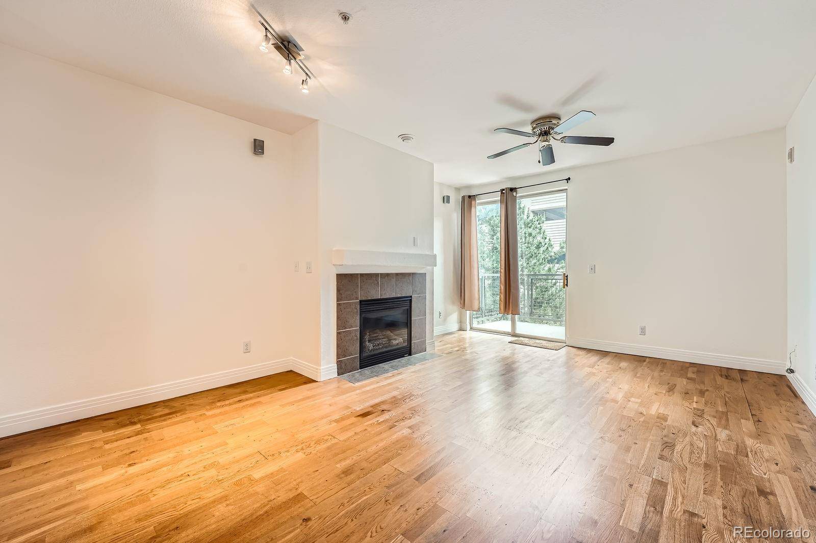Englewood, CO 80112,9079 E Panorama CIR #309
