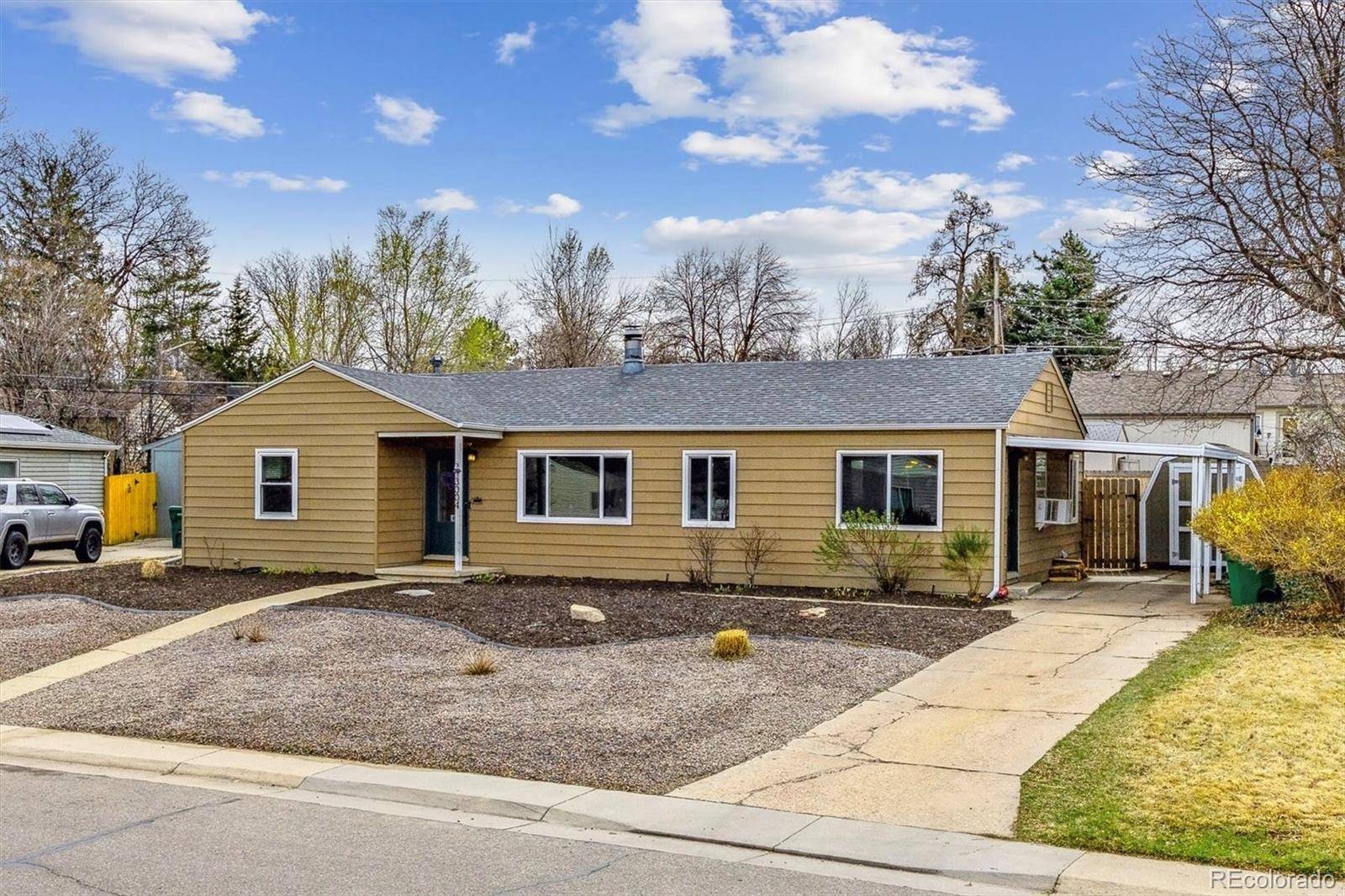 Denver, CO 80222,3004 S Holly PL