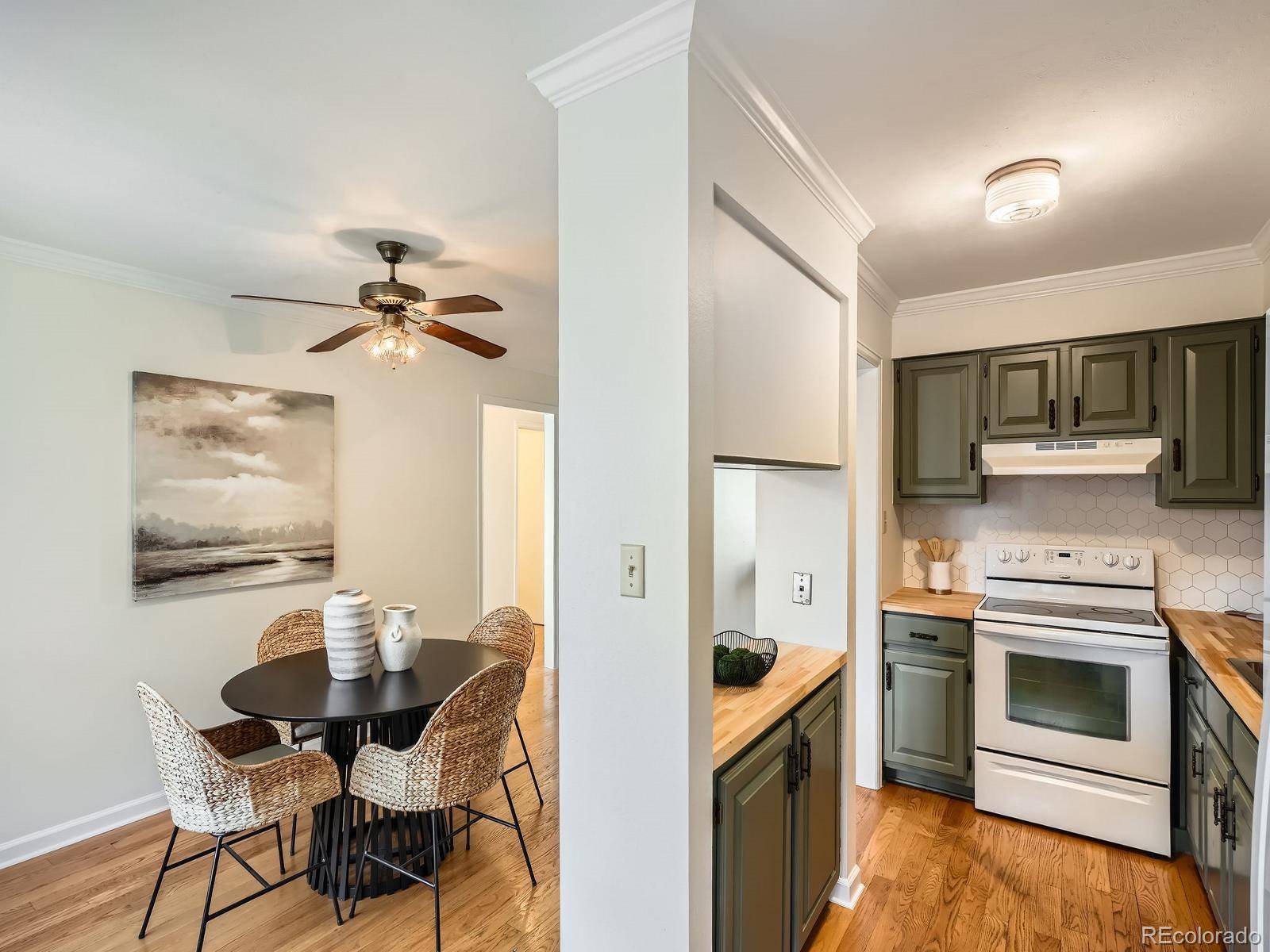 Centennial, CO 80122,2301 E Fremont AVE #W03