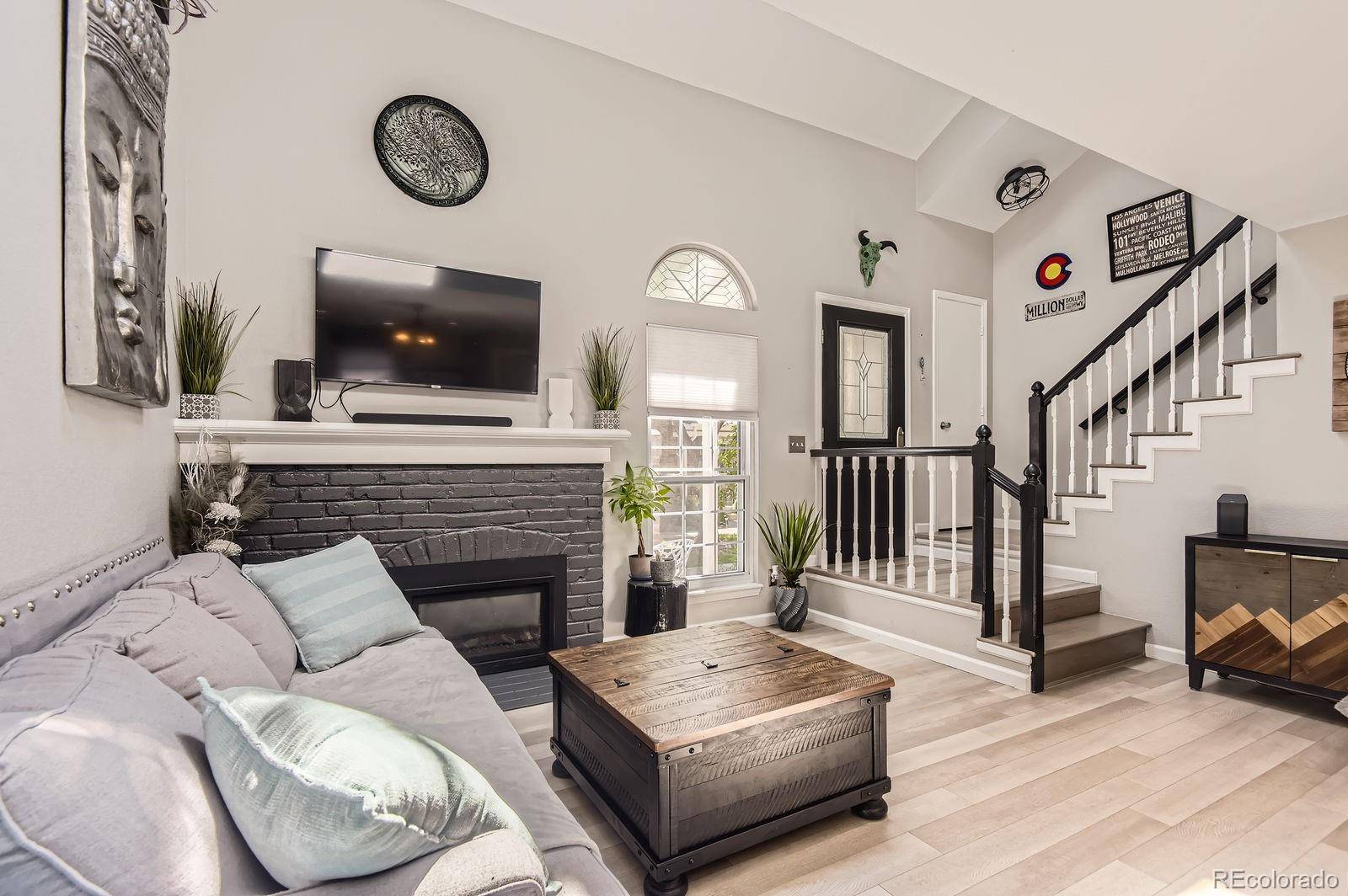 Littleton, CO 80120,2890 W Long CIR #A