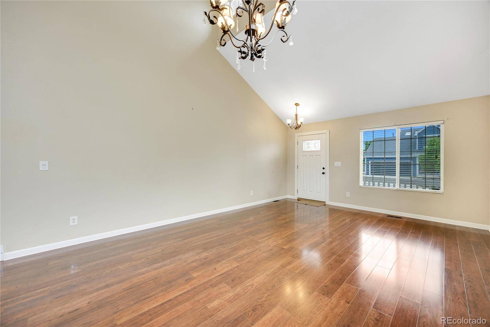Colorado Springs, CO 80920,8118 Ravenel DR