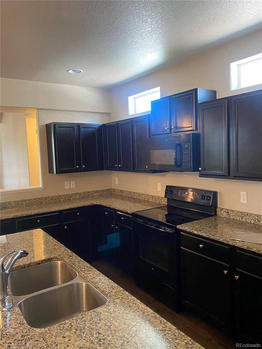 Colorado Springs, CO 80910,2483 Dorset ST