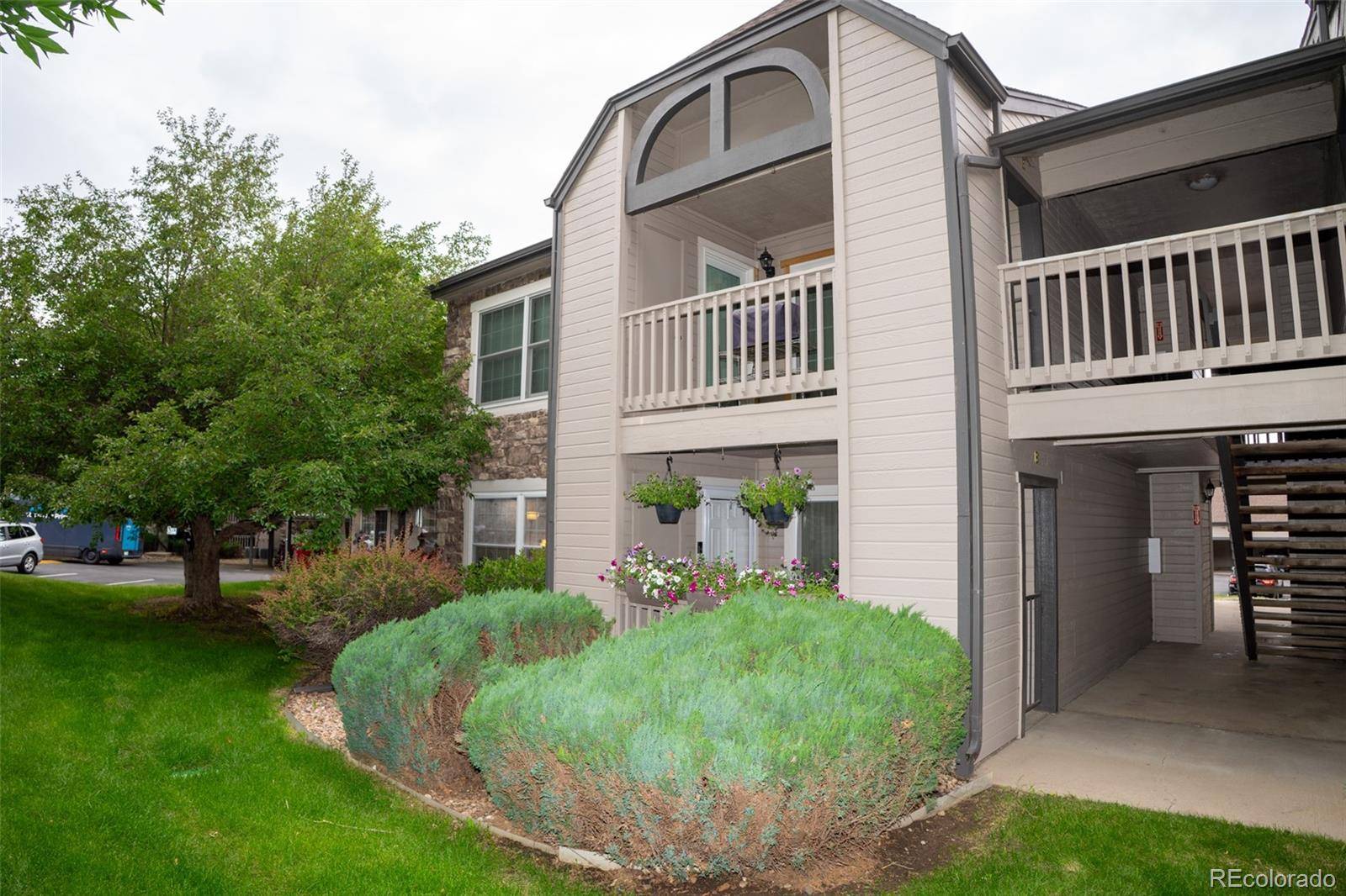 Englewood, CO 80111,9263 E Arbor CIR #B