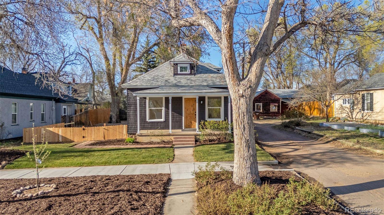 Colorado Springs, CO 80903,838 E Dale ST