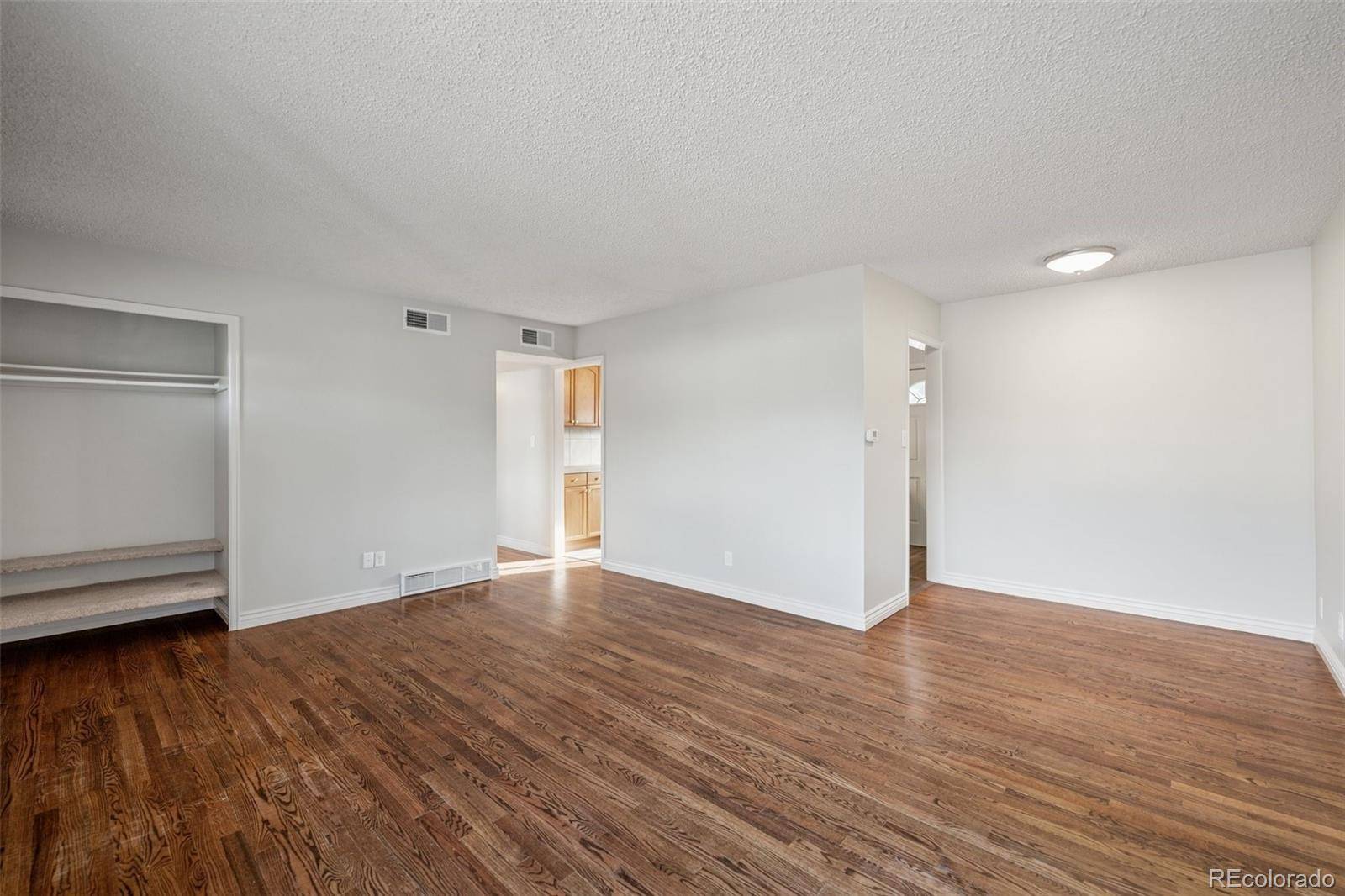 Colorado Springs, CO 80907,3203 Jon ST