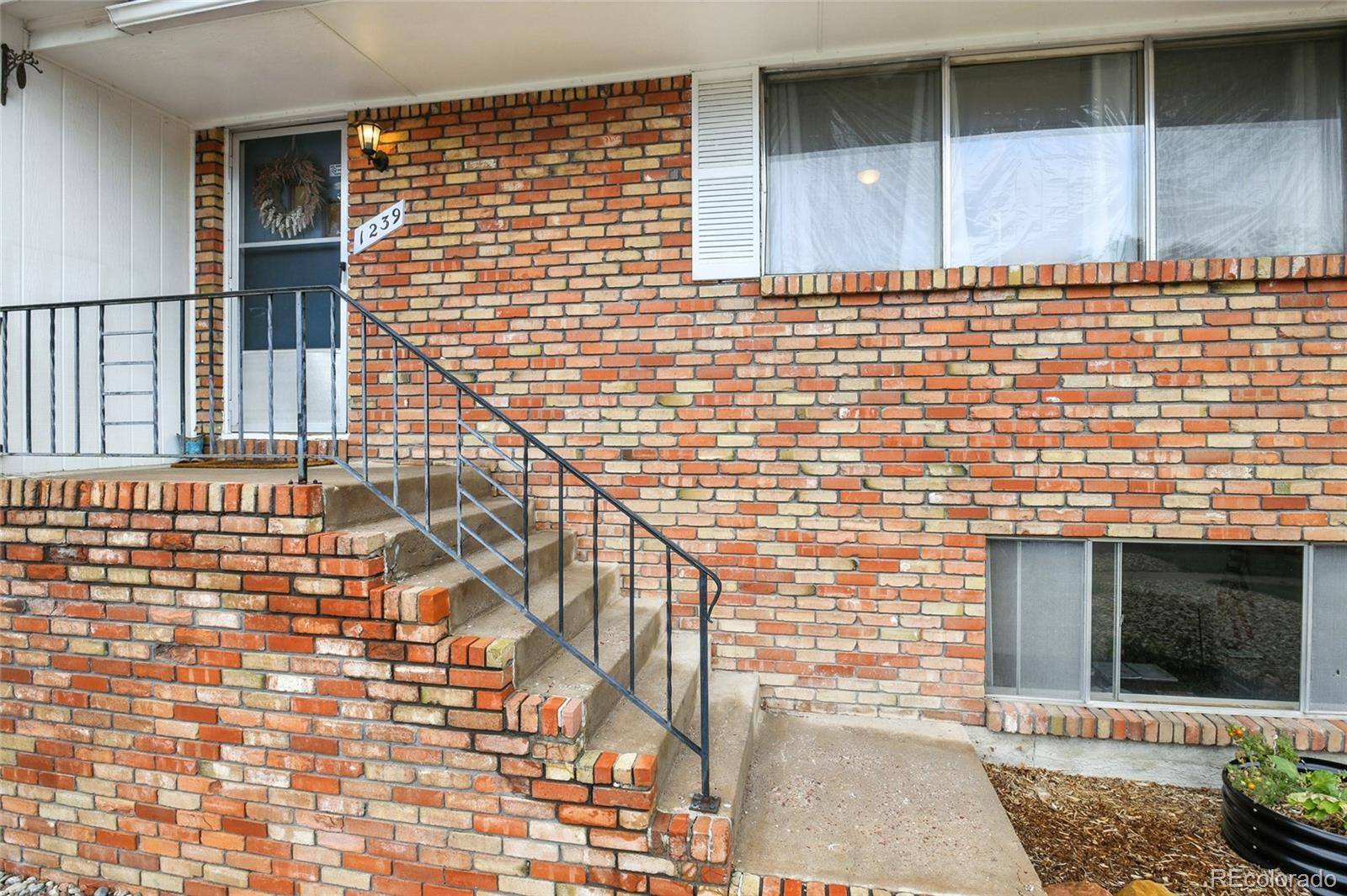 Colorado Springs, CO 80915,1239 Martin DR