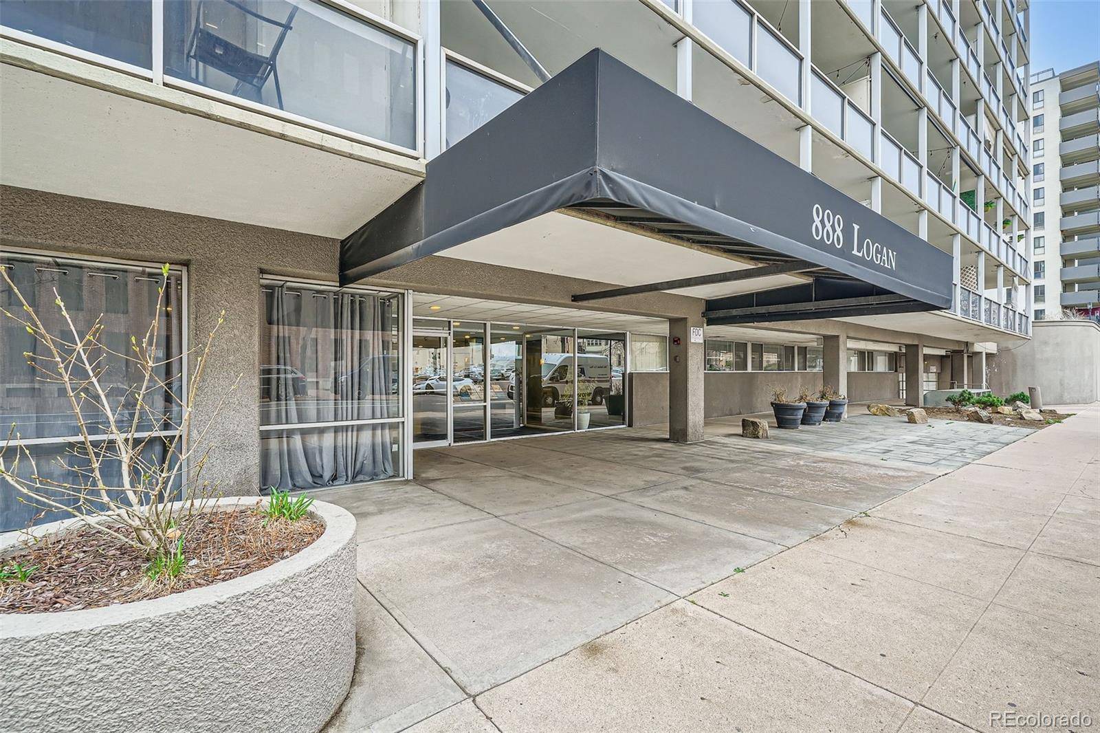 Denver, CO 80203,888 N Logan ST #4A