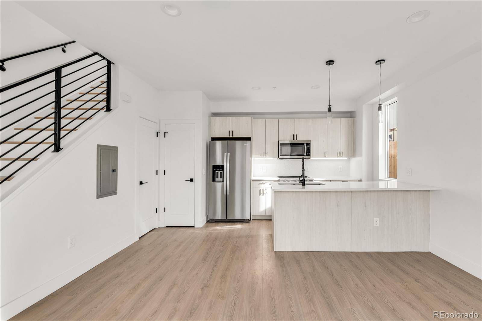 Denver, CO 80223,2312 S Delaware ST #4