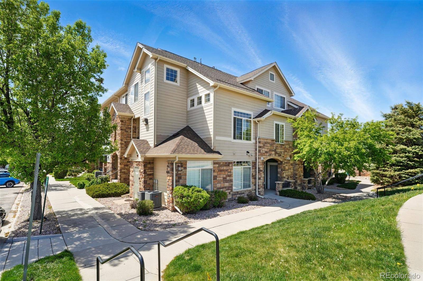 Castle Rock, CO 80104,494 Black Feather LOOP #108