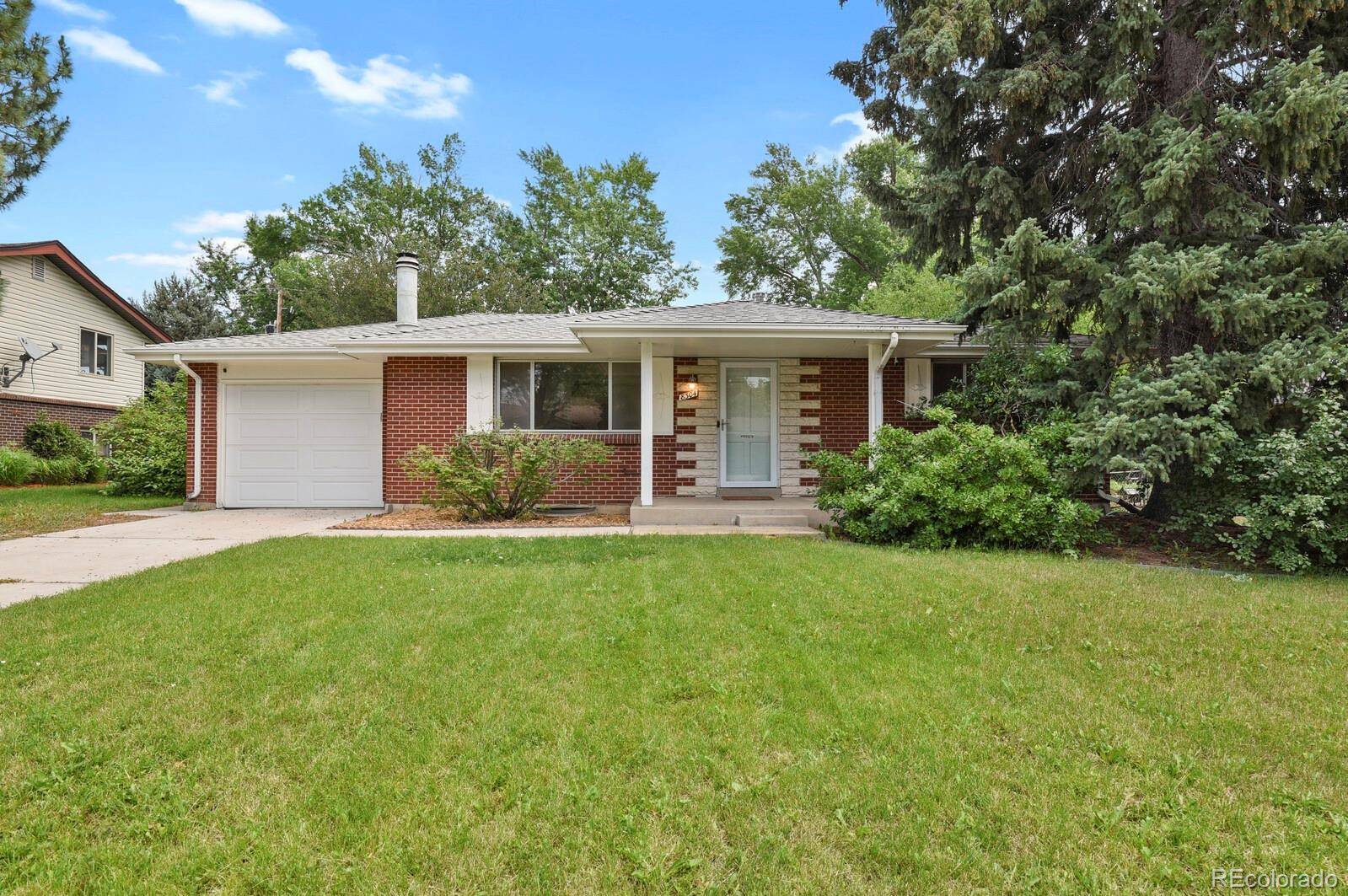 Arvada, CO 80003,8304 Eaton WAY