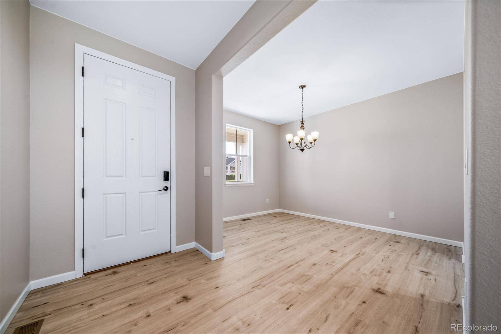 Elizabeth, CO 80107,42400 Forest Oaks DR