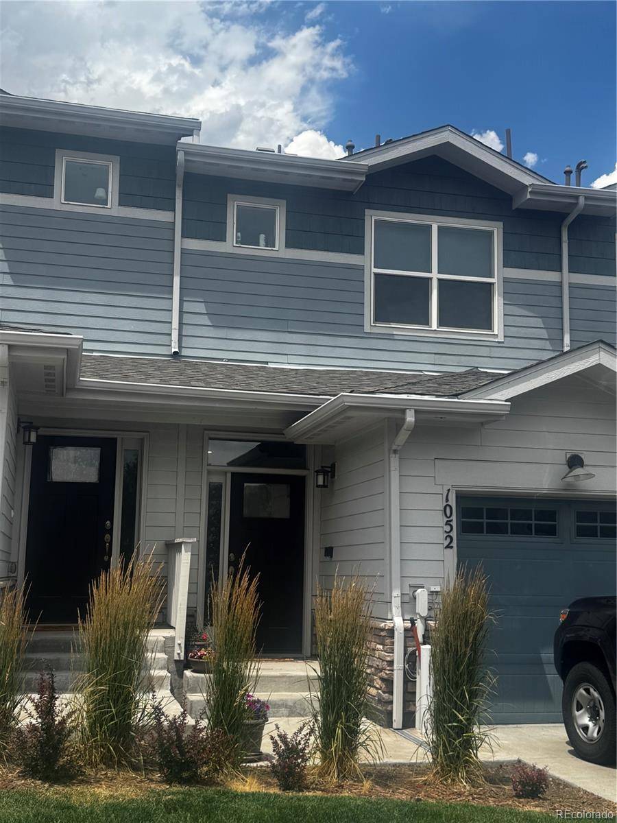 Denver, CO 80215,1052 Oak CIR