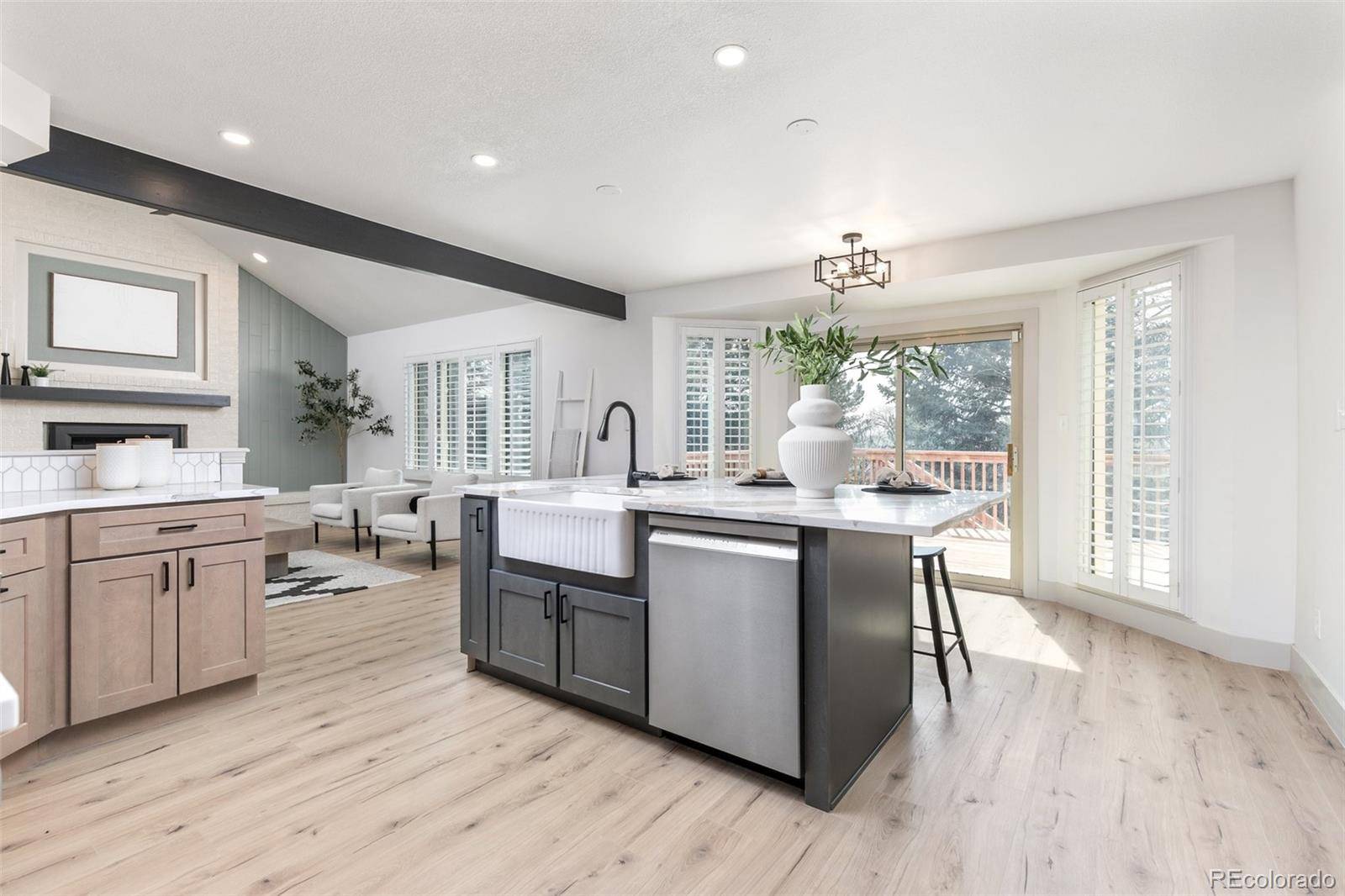 Arvada, CO 80004,5814 Cole WAY