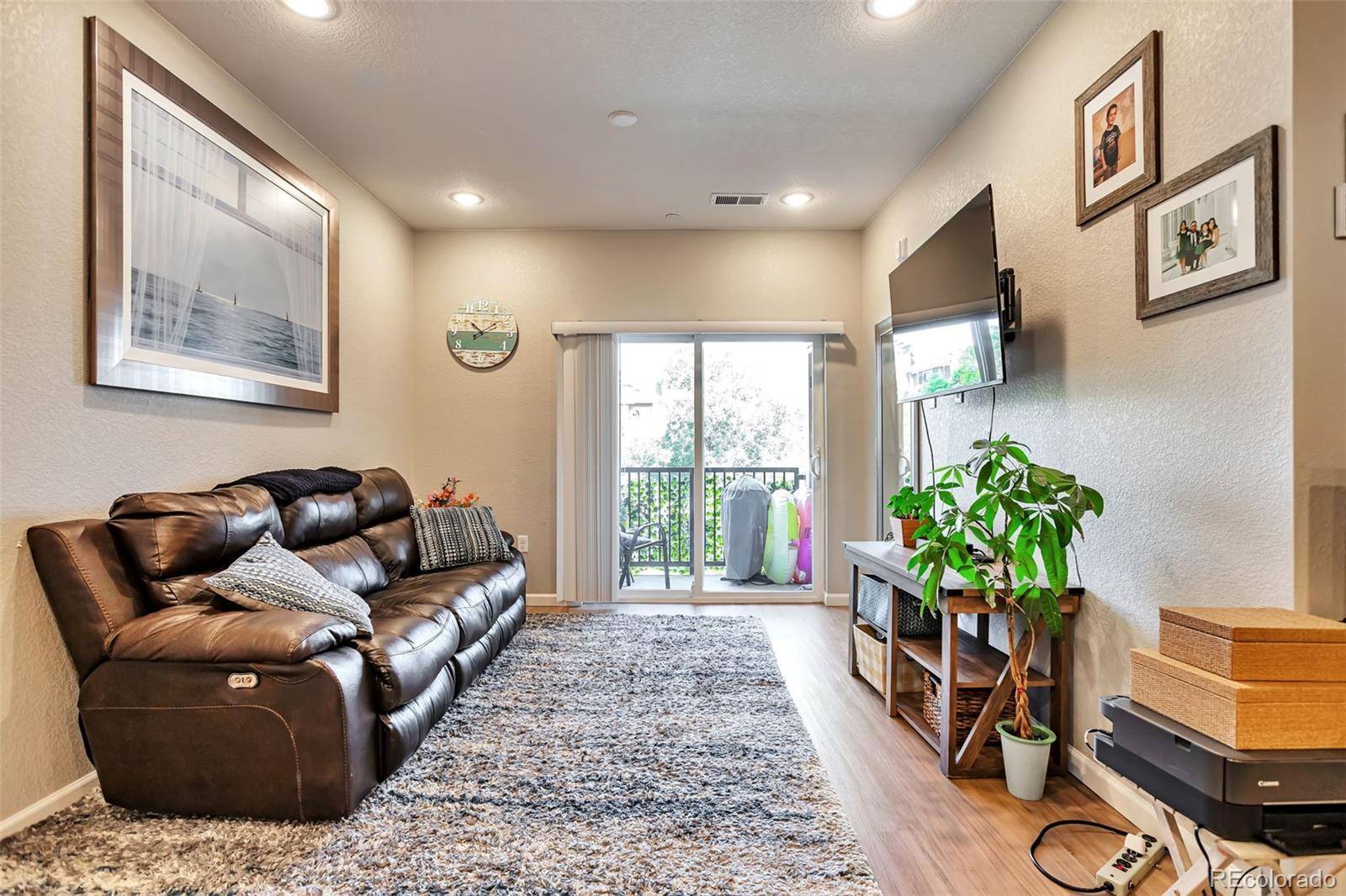 Littleton, CO 80127,9981 W Victoria PL #202