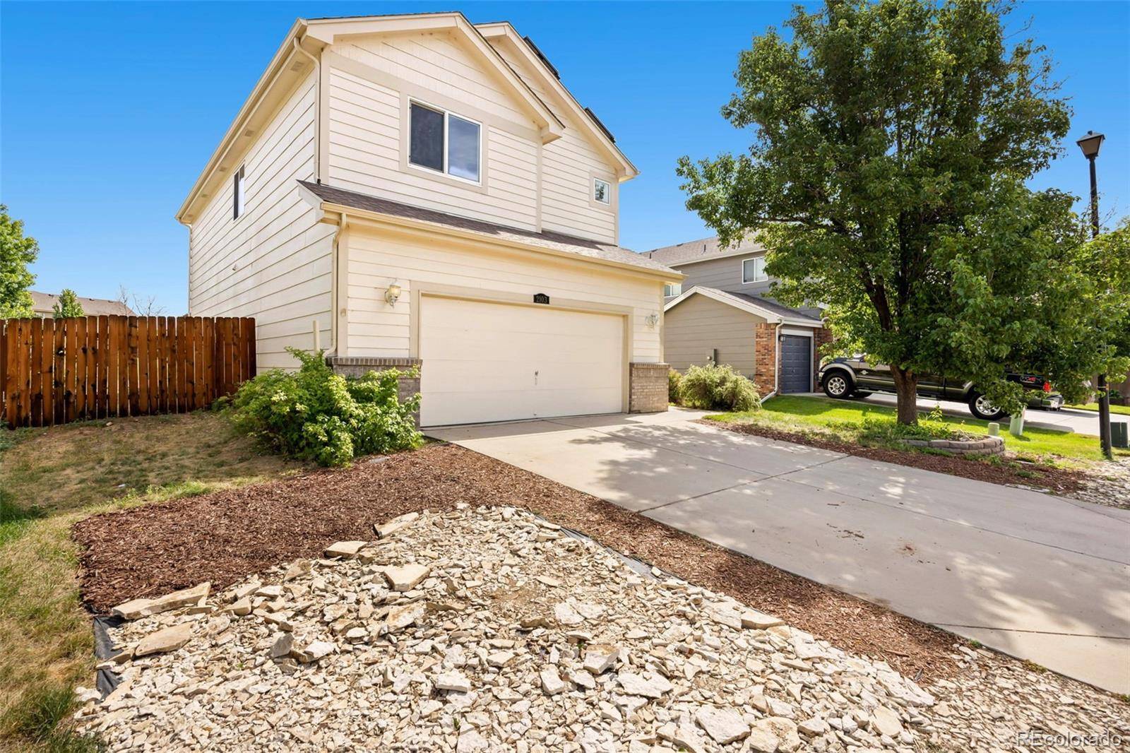 Milliken, CO 80543,2103 Village DR