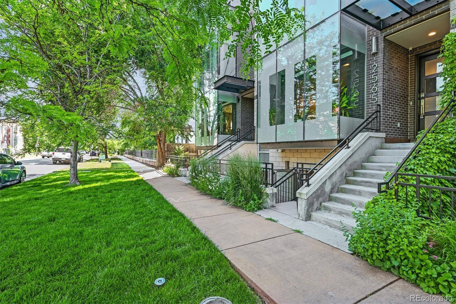 Denver, CO 80205,2565 Champa ST