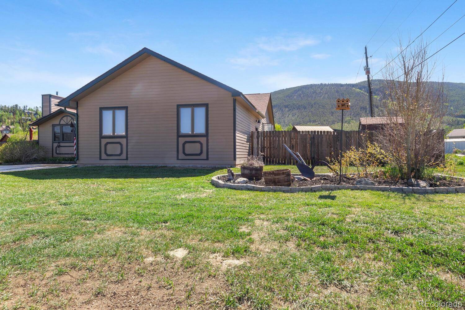 Dillon, CO 80435,864 Summit DR