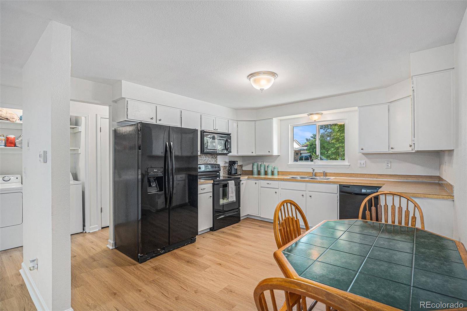 Aurora, CO 80011,1641 Biscay CIR