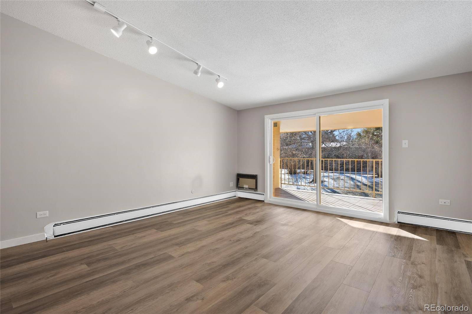 Denver, CO 80247,765 S Alton WAY #6B