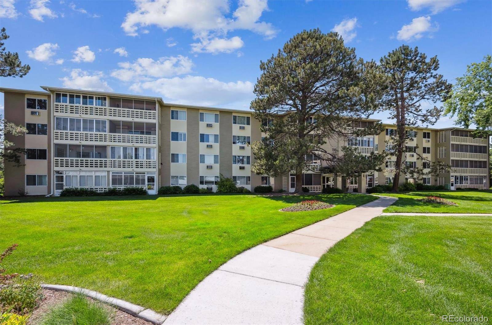 Denver, CO 80247,725 S Alton WAY #7D