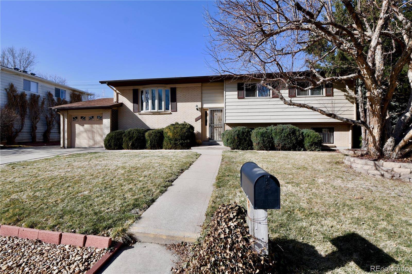 Arvada, CO 80004,10919 W 59th PL