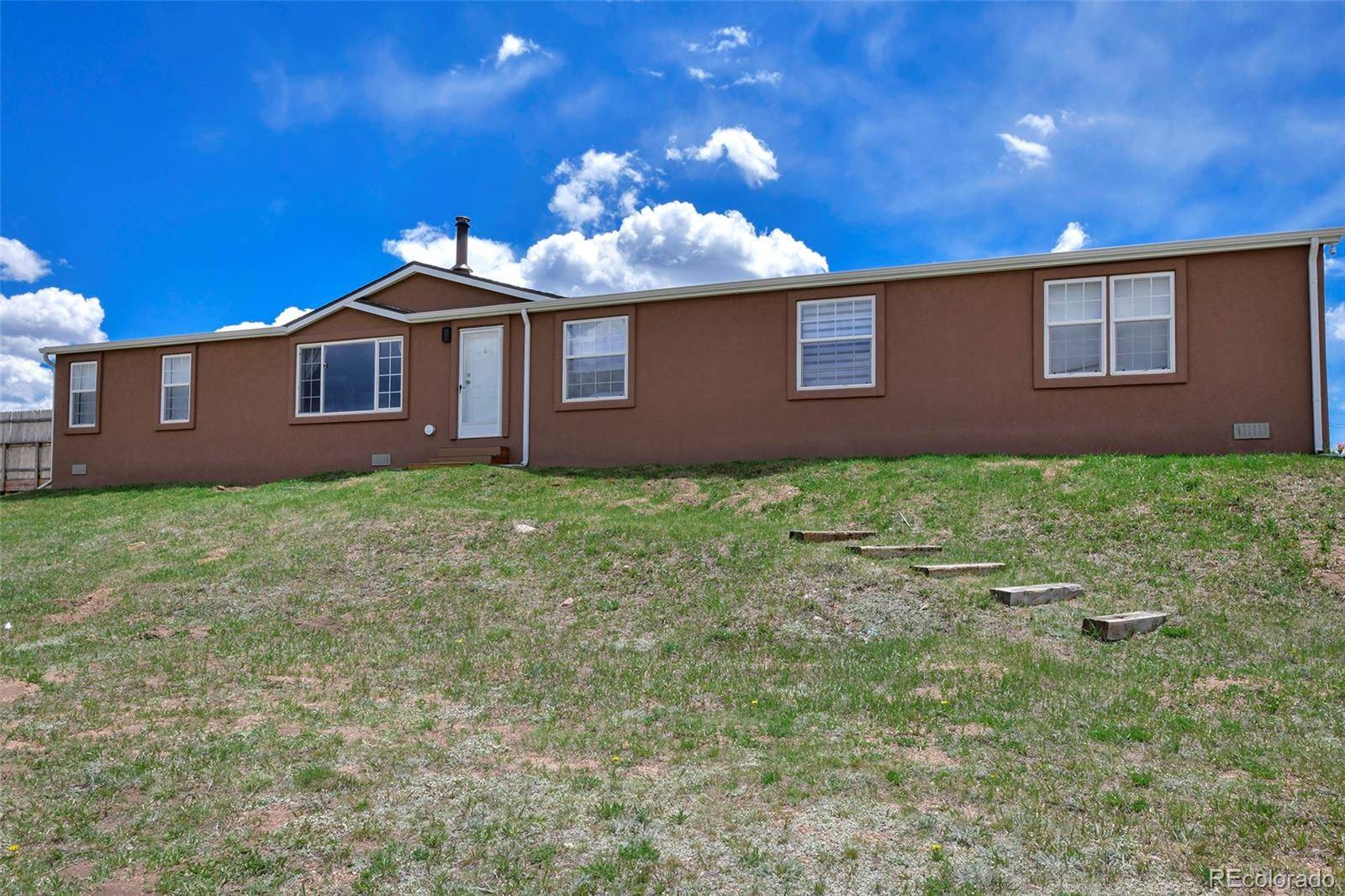 Divide, CO 80814,338 Doublet