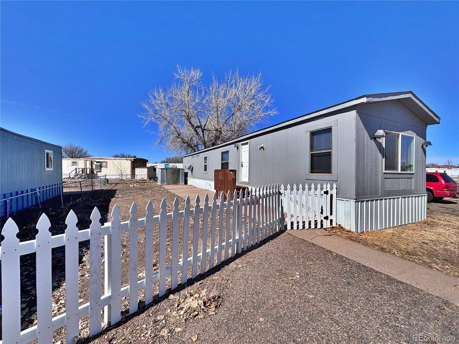 La Junta, CO 81050,1206 Holt LN