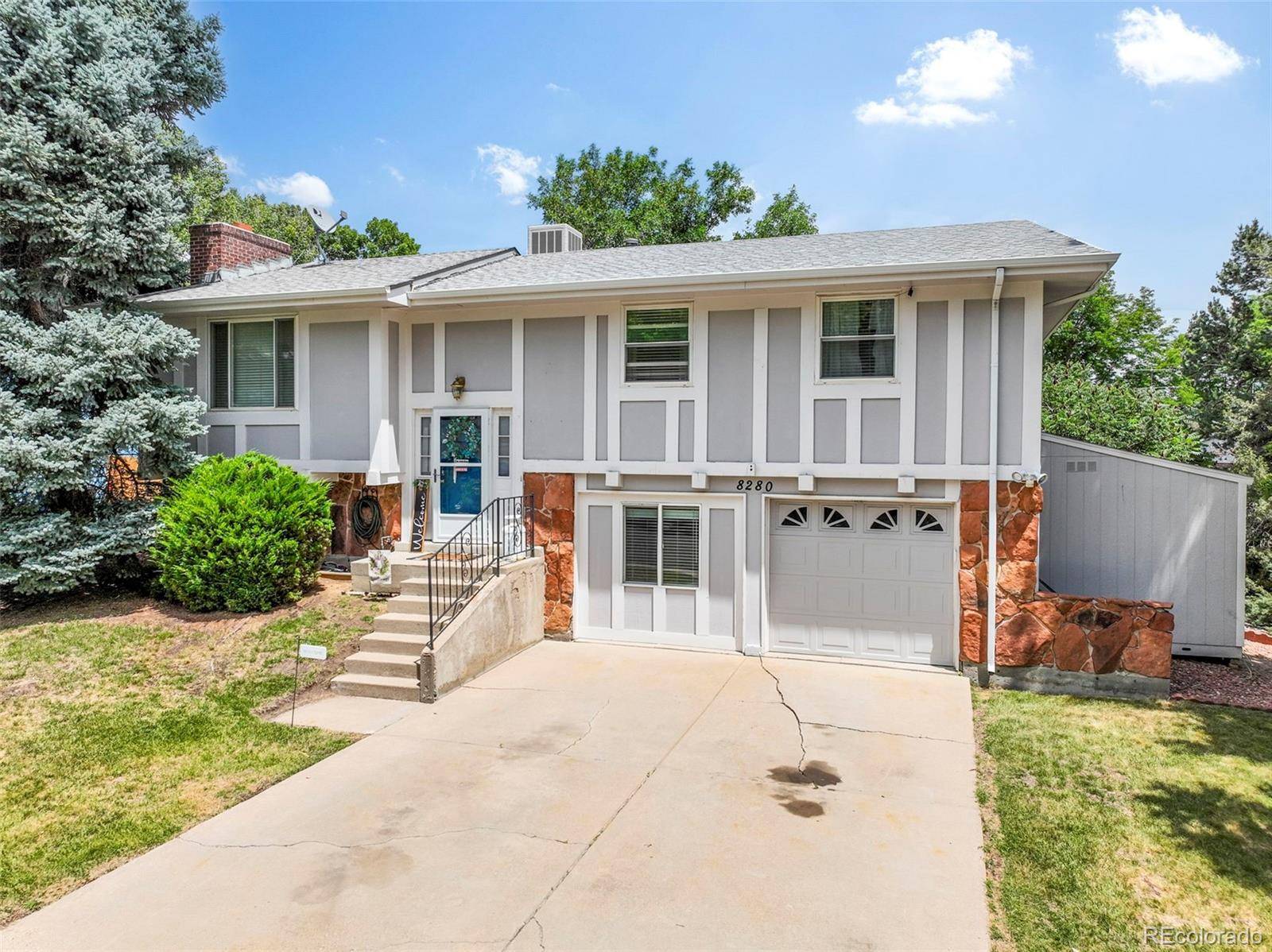 Arvada, CO 80005,8280 Everett WAY