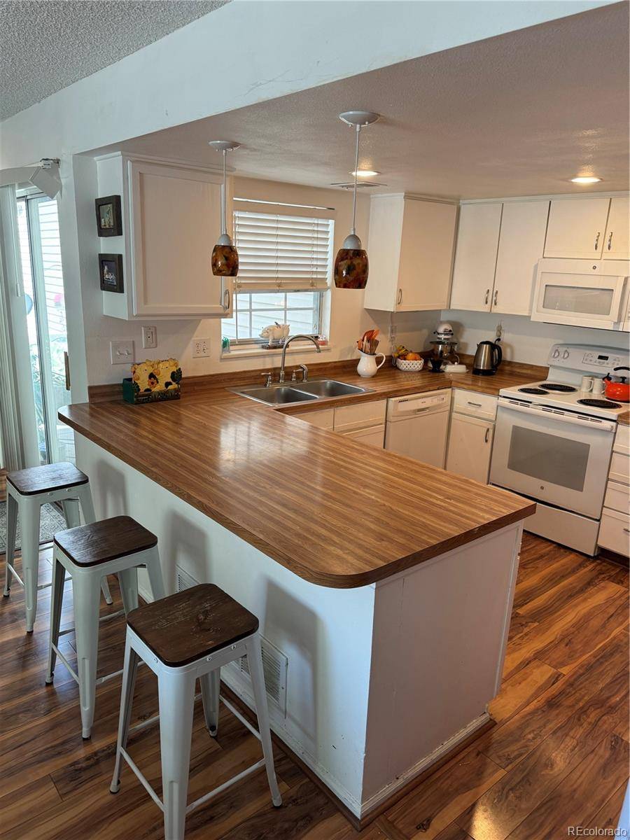Aurora, CO 80014,12534 E Pacific CIR #A