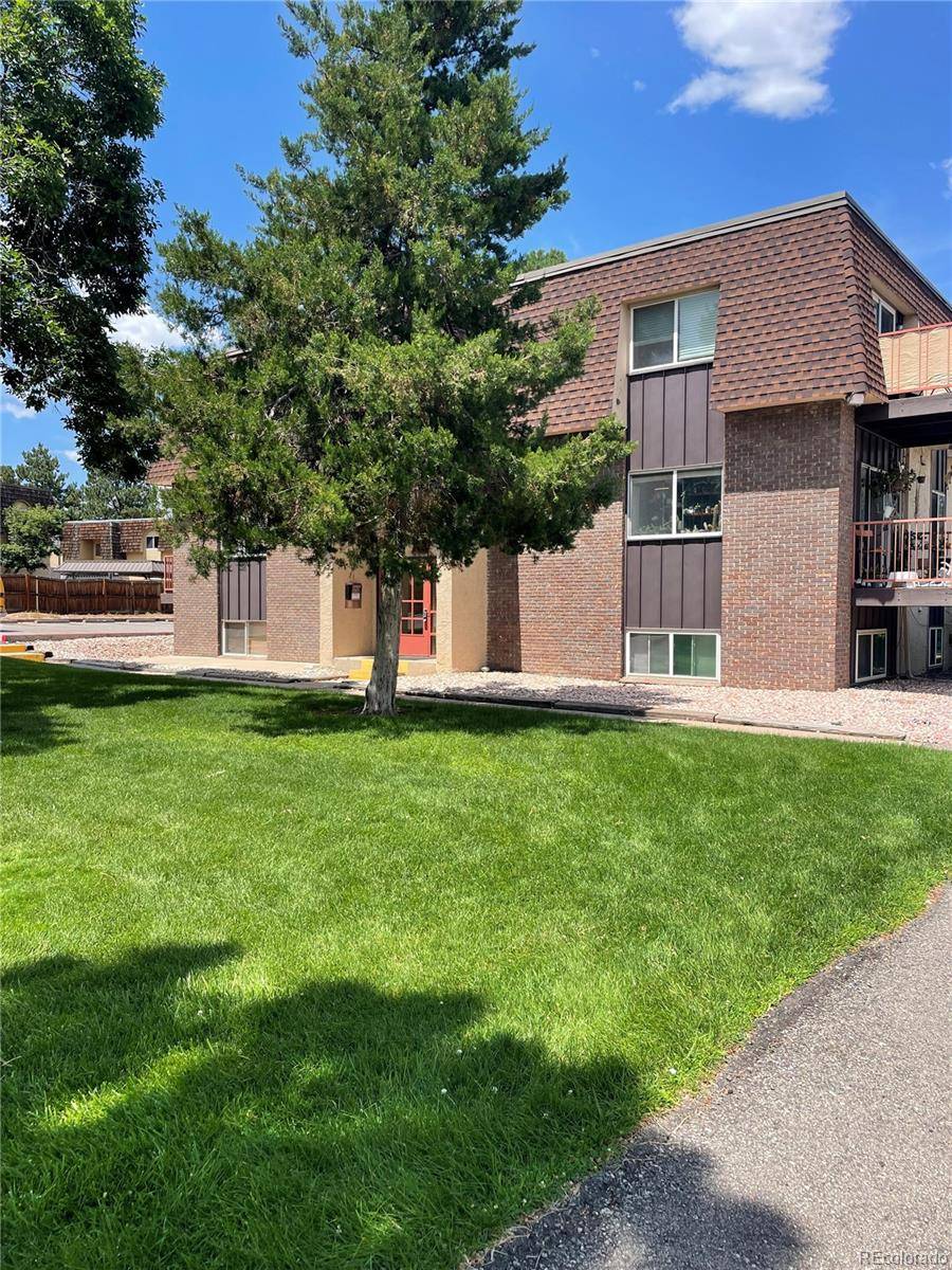 Denver, CO 80237,7755 E Quincy AVE #303A3