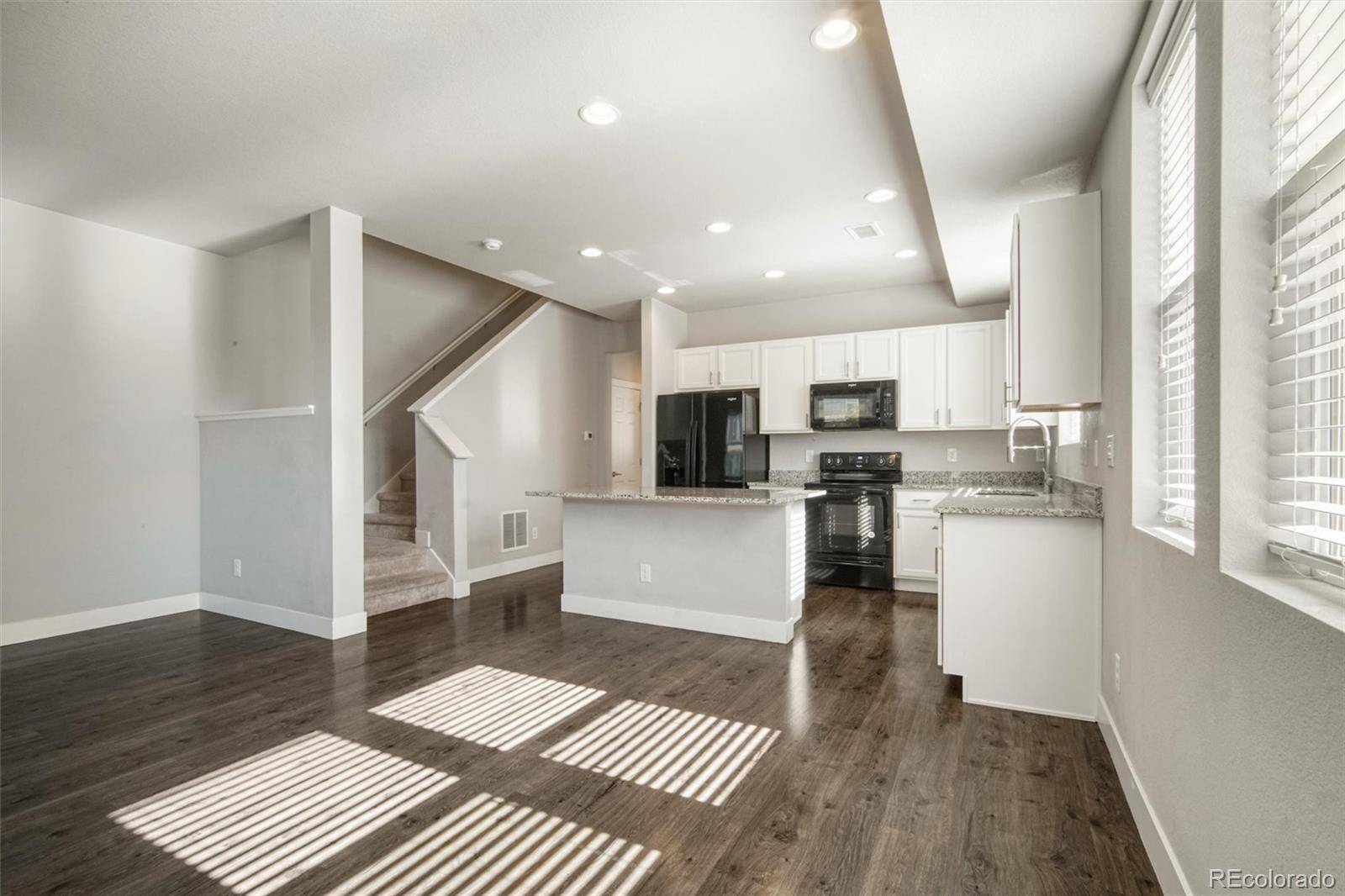 Denver, CO 80239,16069 E Elk DR