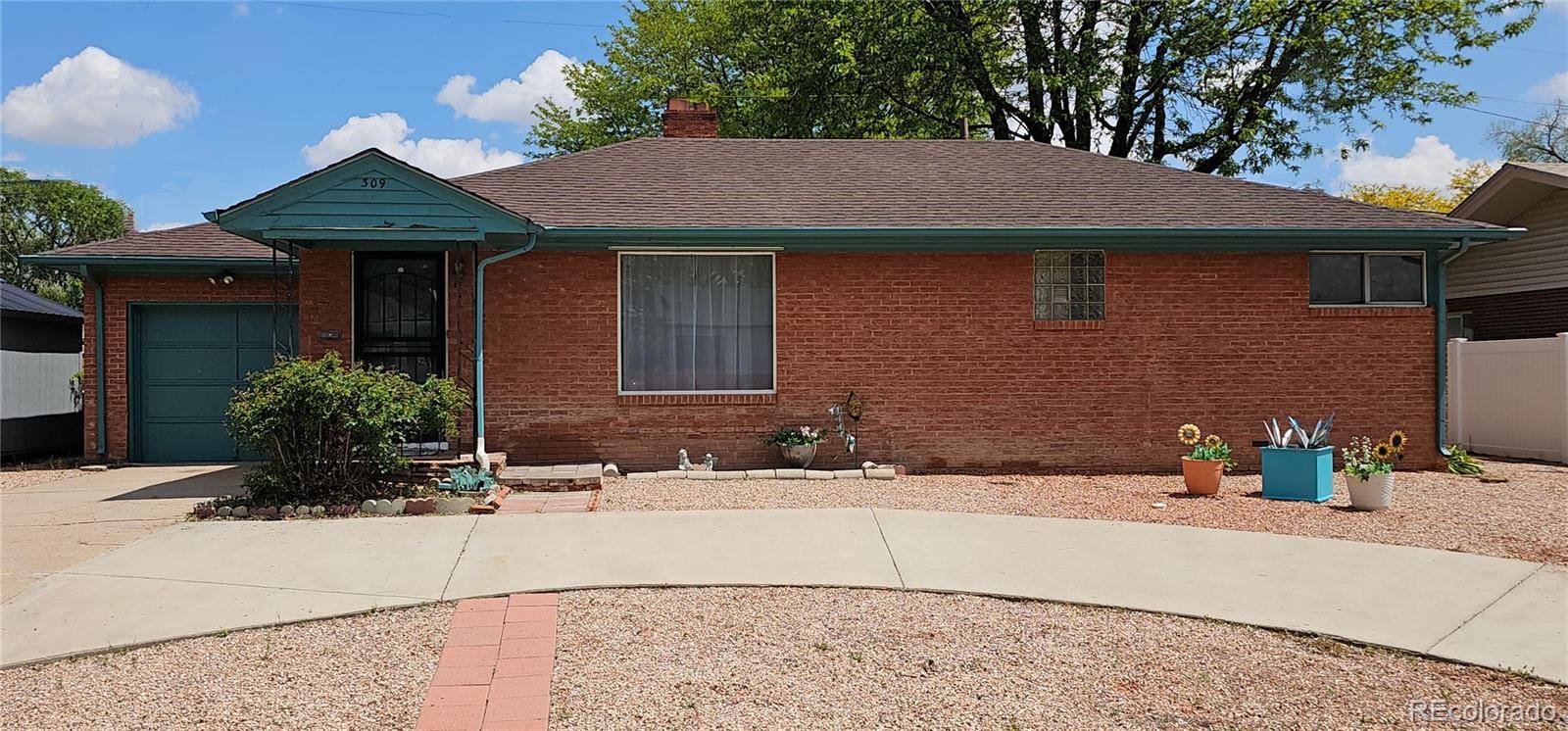 Pueblo, CO 81004,309 Kenwood DR