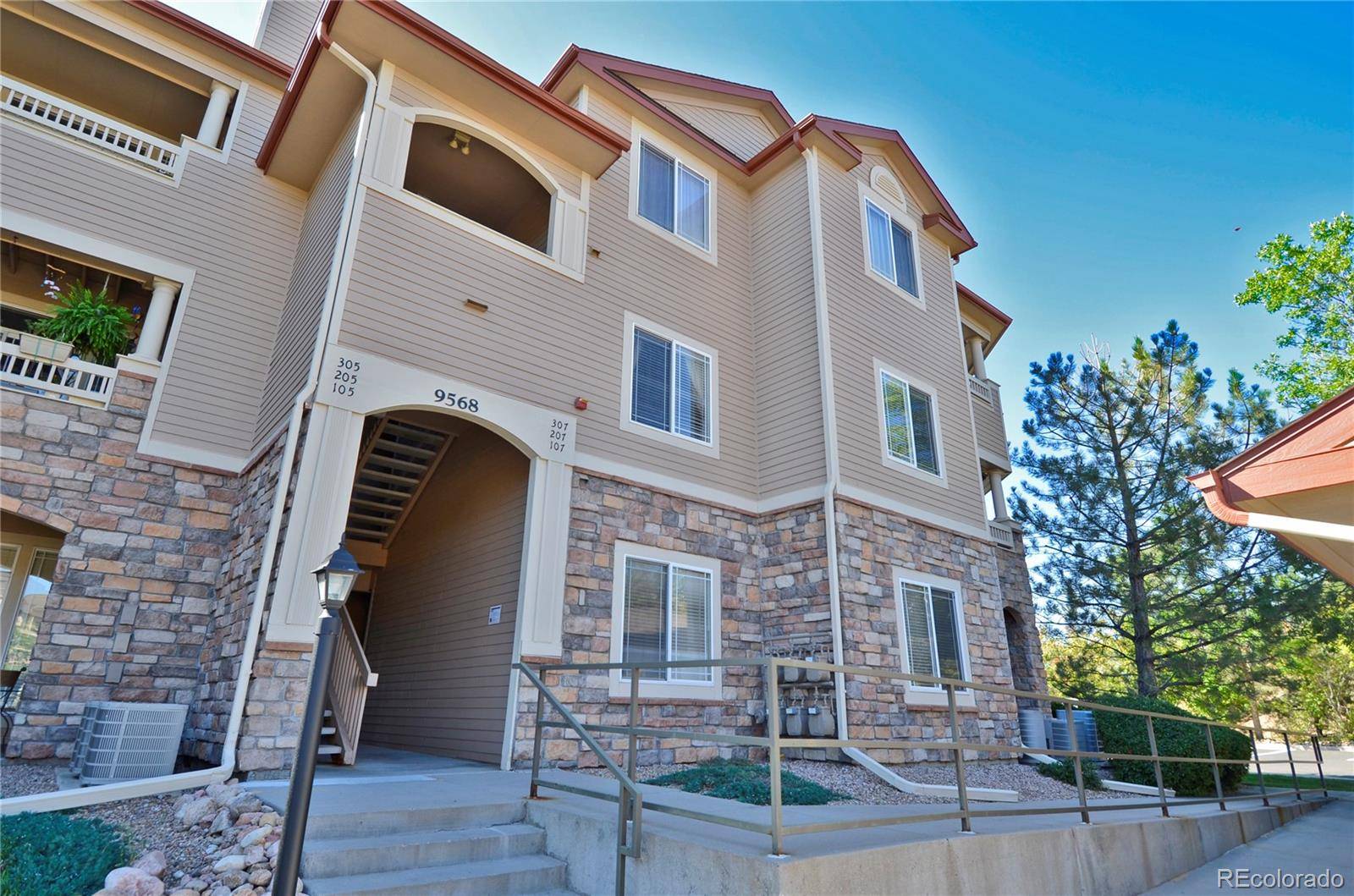 Littleton, CO 80128,9568 W San Juan CIR #307