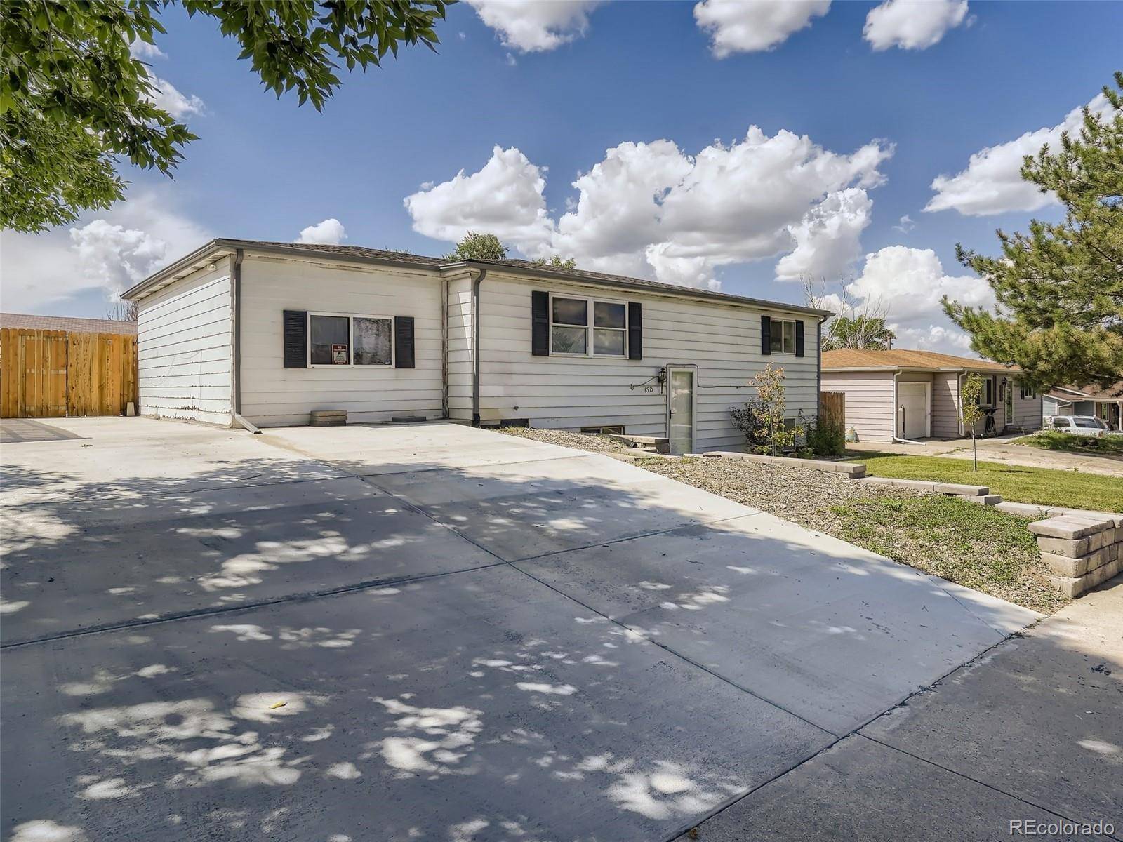 Thornton, CO 80260,8915 Neil ST