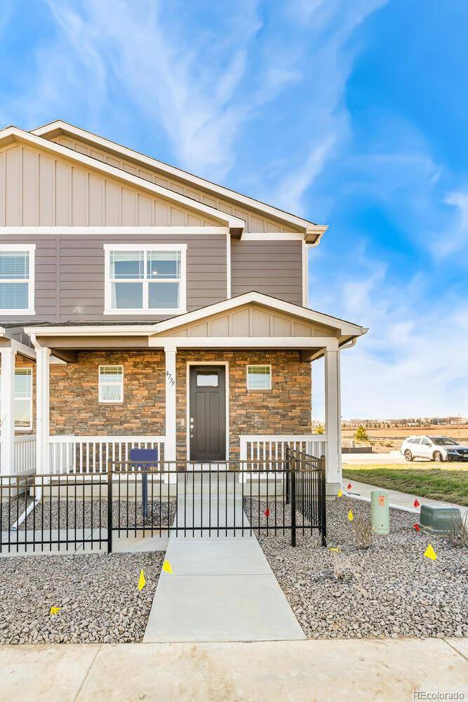 Johnstown, CO 80534,592 Thoroughbred LN