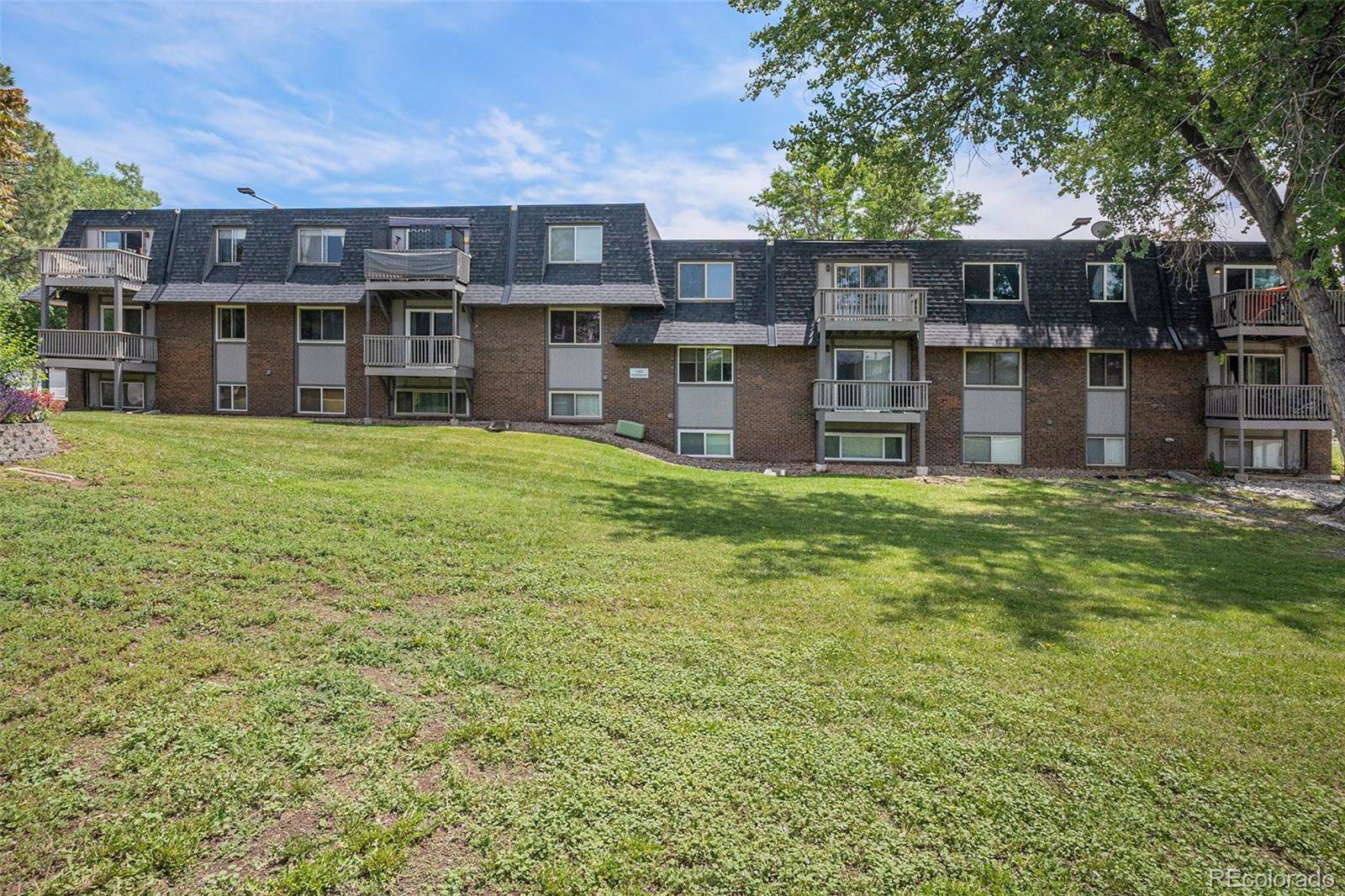 Centennial, CO 80122,140 E Highline CIR #304