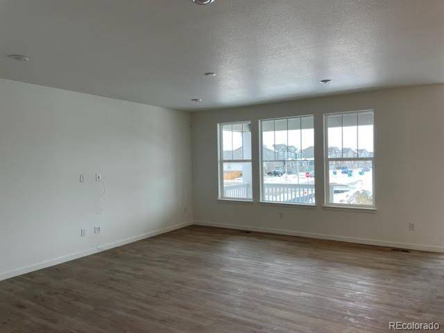 Aurora, CO 80018,850 S De Gaulle CT