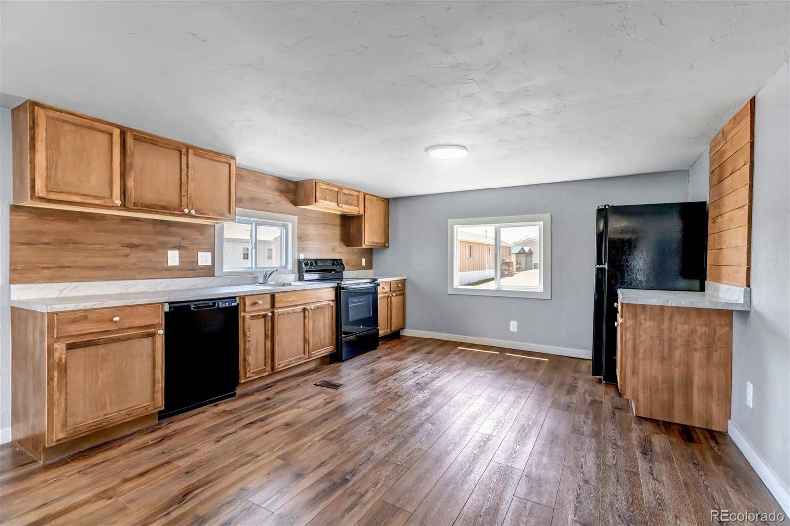 Aurora, CO 80018,26900 E Colfax AVE