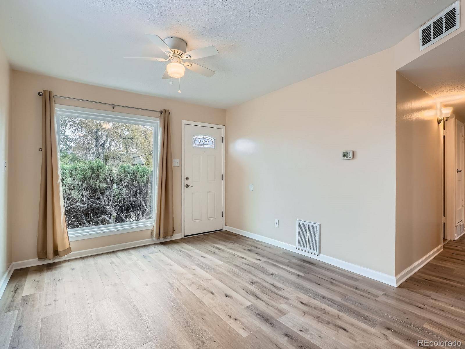 Aurora, CO 80011,1297 Worchester ST