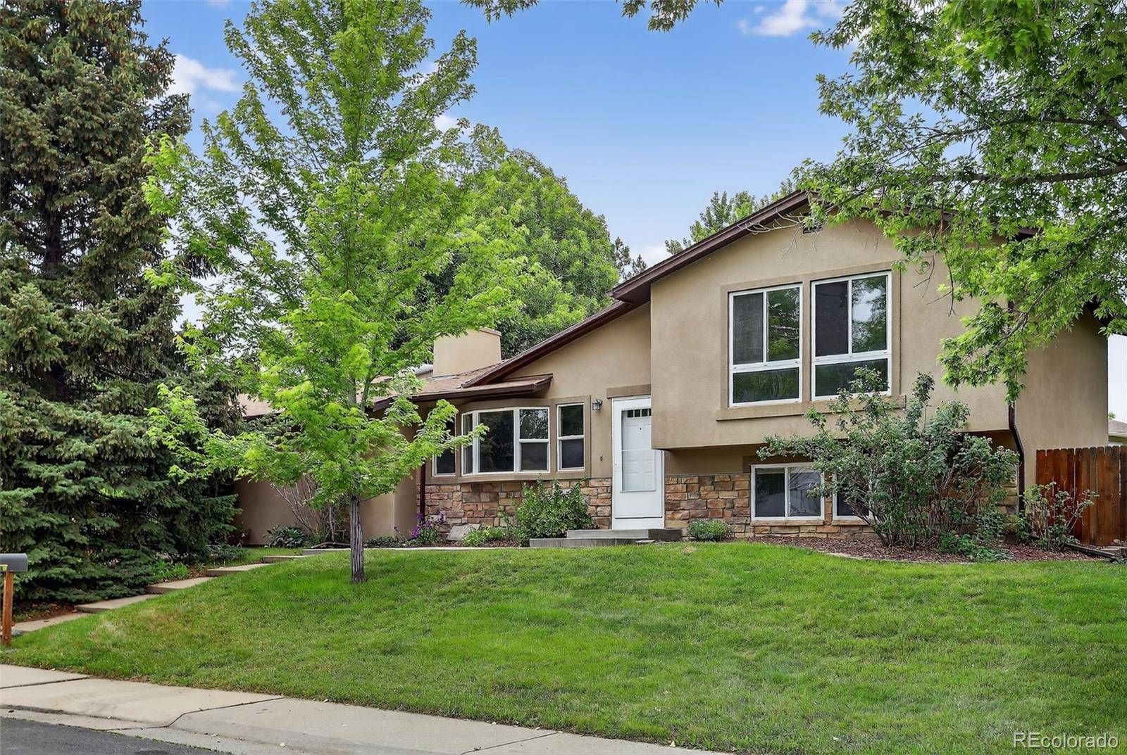 Golden, CO 80403,18445 W 59th DR