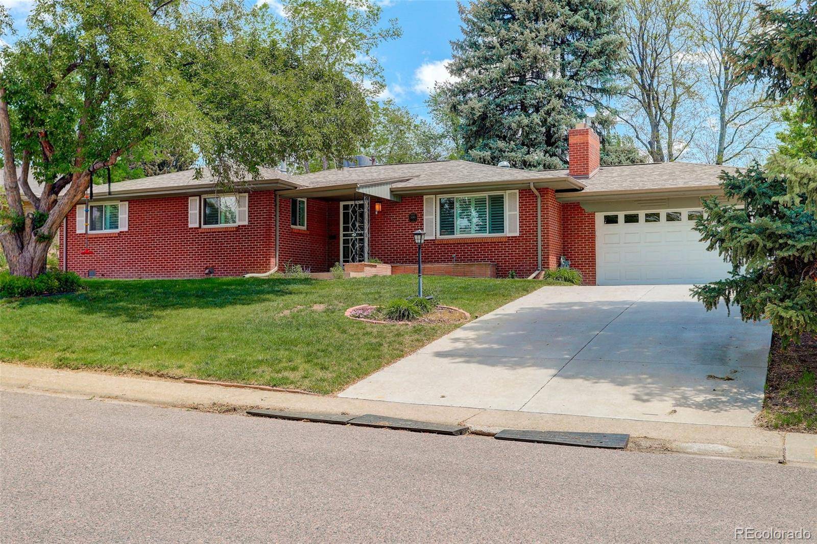 Denver, CO 80210,3090 S High ST
