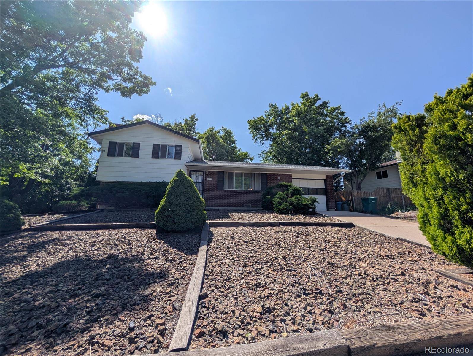 Colorado Springs, CO 80915,1202 Wooten RD