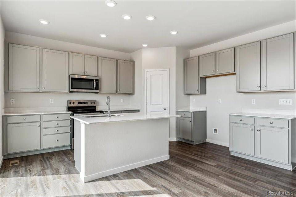 Mead, CO 80504,14378 Heritage DR