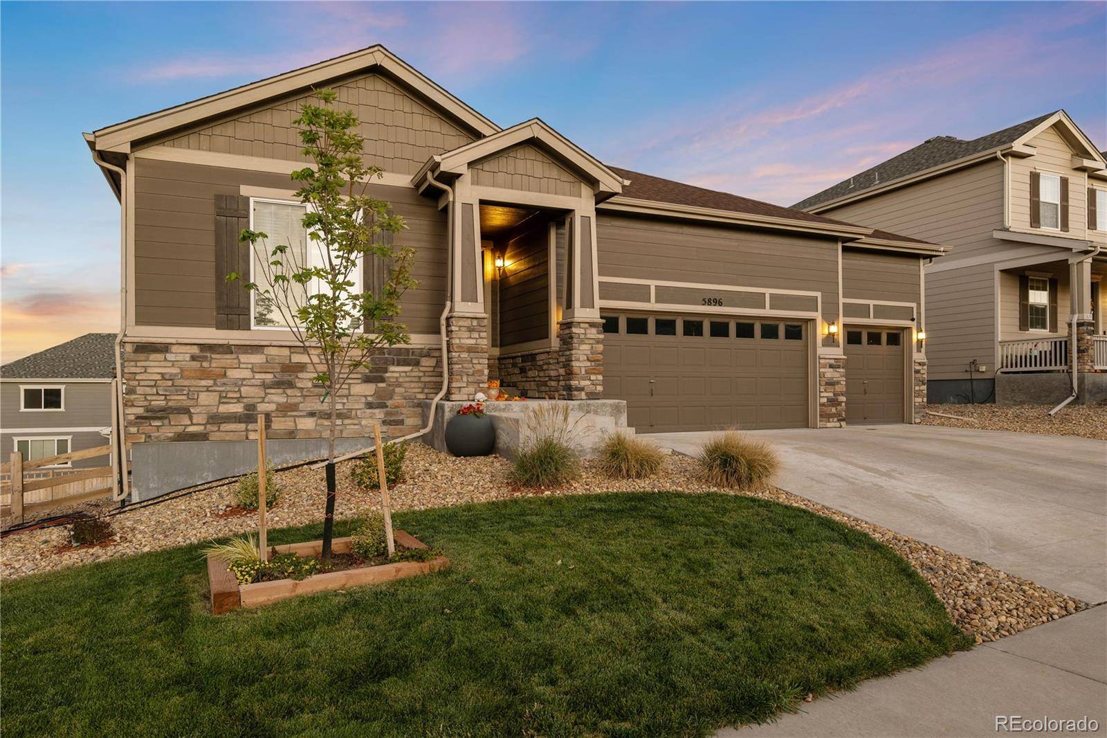 Castle Rock, CO 80108,5896 Backbarn DR