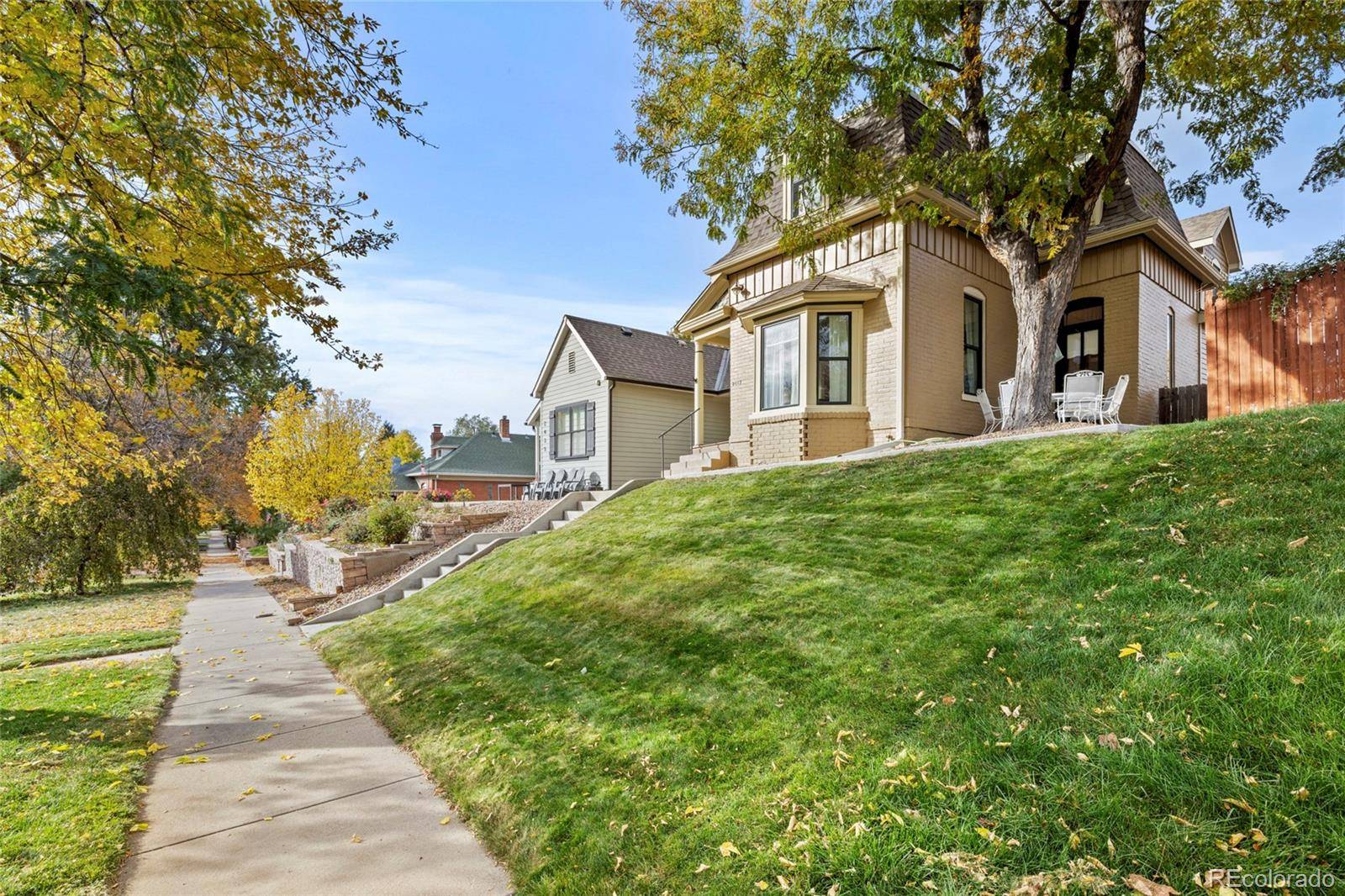 Denver, CO 80211,2447 Hooker ST
