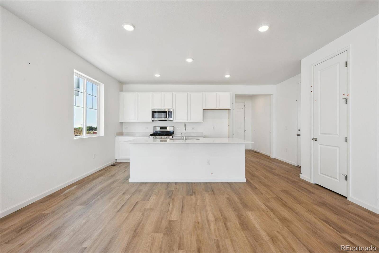 Keenesburg, CO 80643,321 W Owen AVE