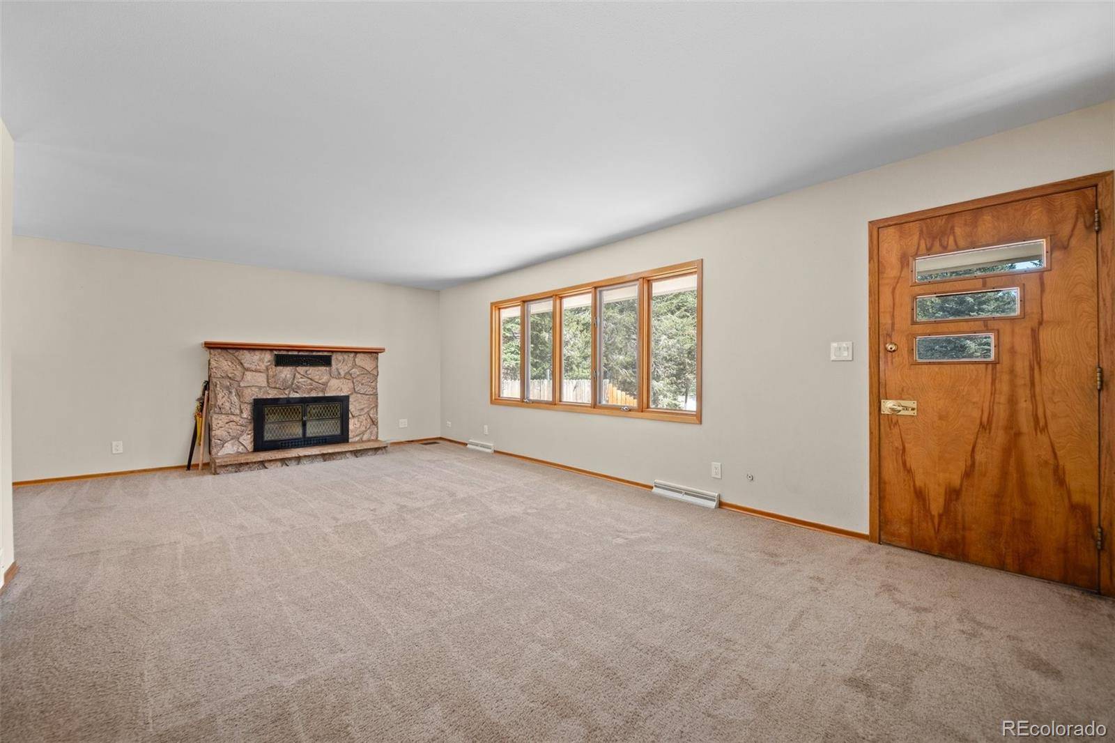 Idaho Springs, CO 80452,993 Fall River RD