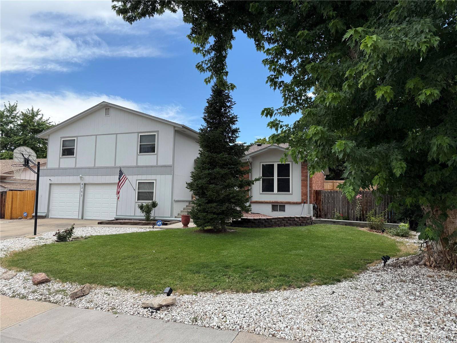 Arvada, CO 80003,8257 Teller CT