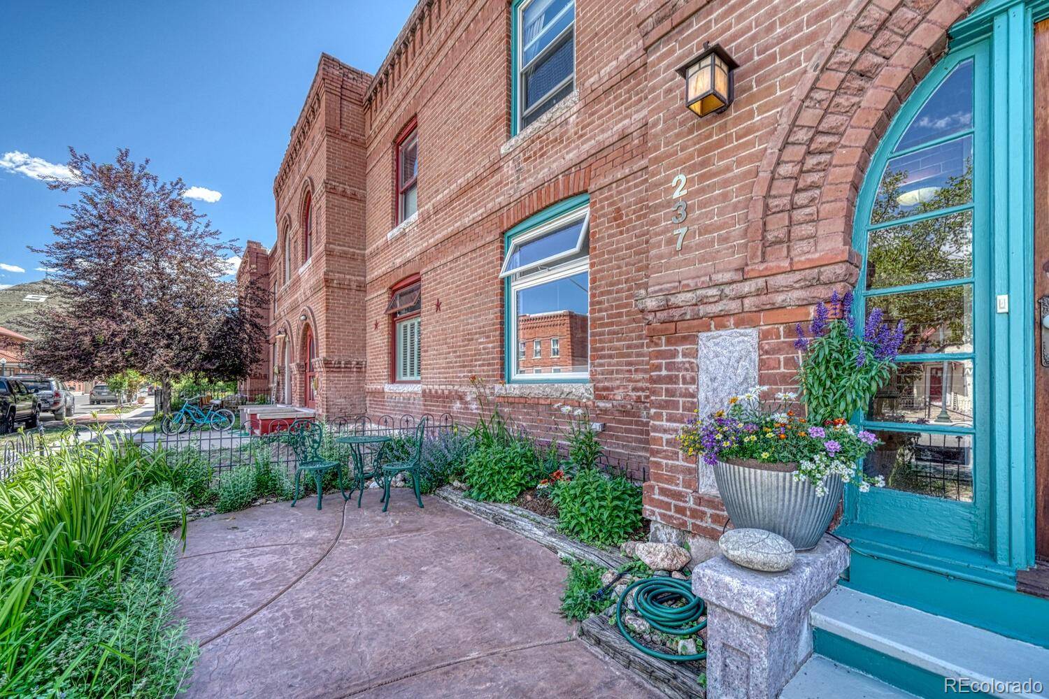 Salida, CO 81201,237 E ST