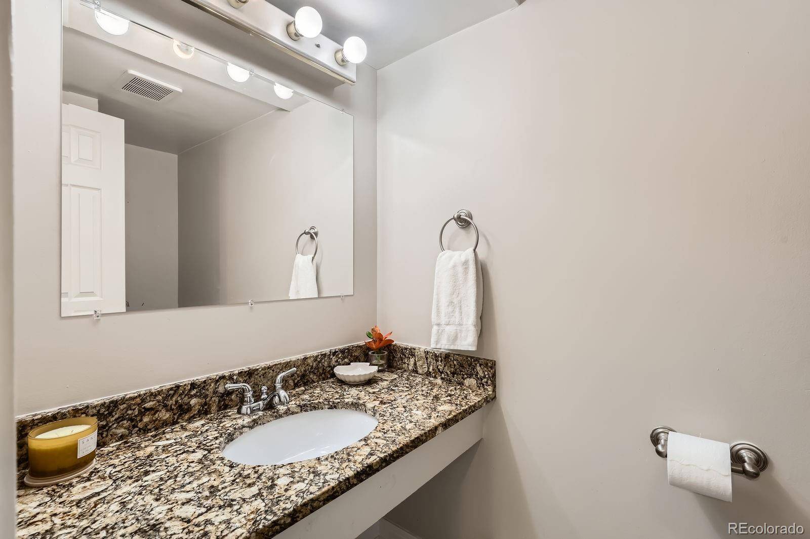 Denver, CO 80222,5491 E Warren AVE #224